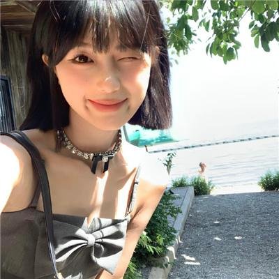 布劳涅森林的女人们